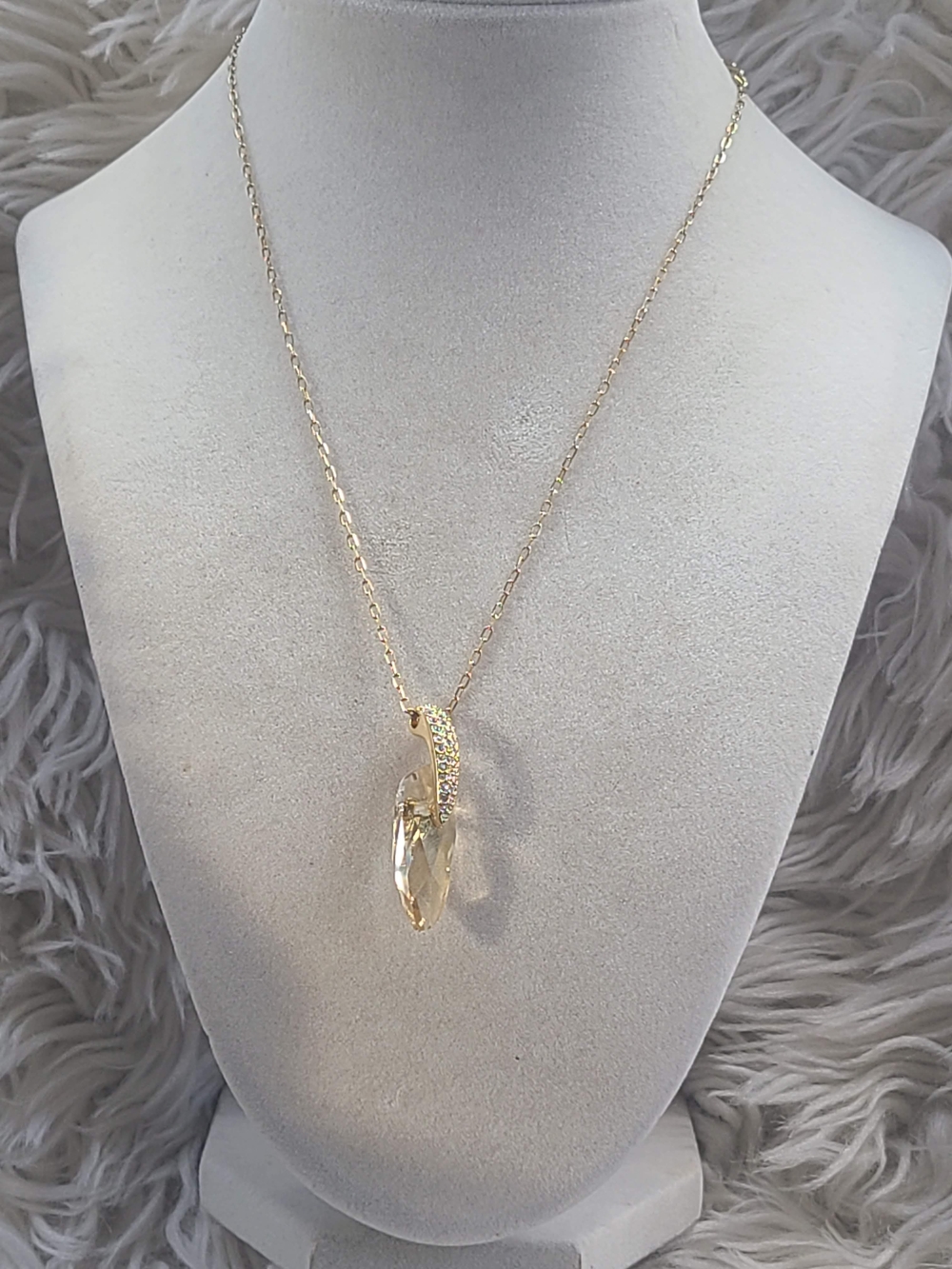 Swarovski Gold Toned Crafty Pendant Crystal Drop Necklace- Excellent Condition
